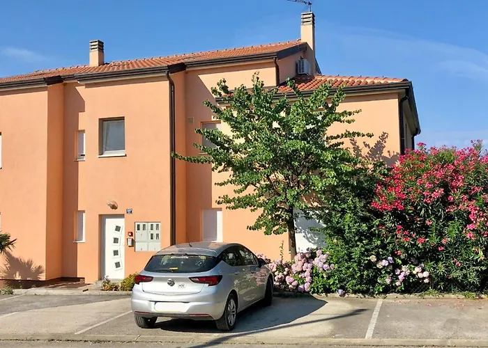 Frank's Place Διαμέρισμα Πόρετς