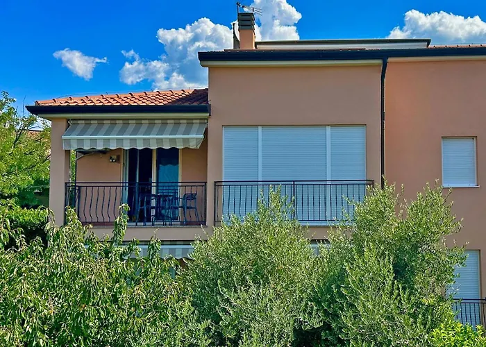 Frank's Place Πόρετς
